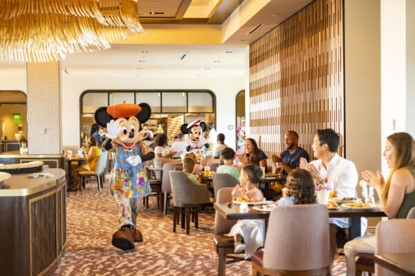 Cómo reservar restaurantes en Disney